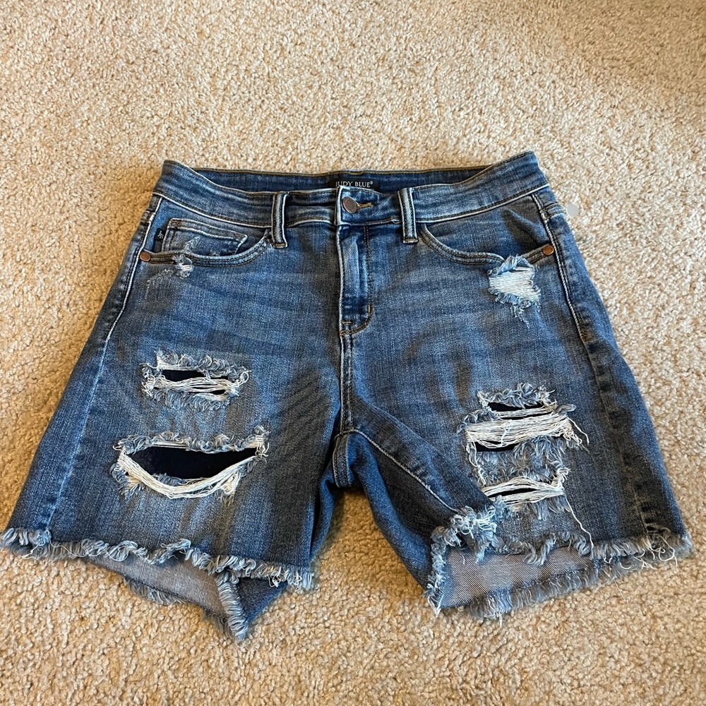 Judy blue ripped shorts